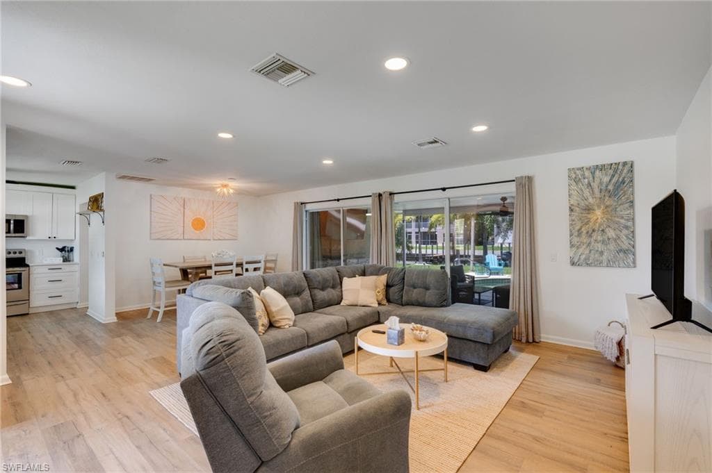 5118 York CT-5