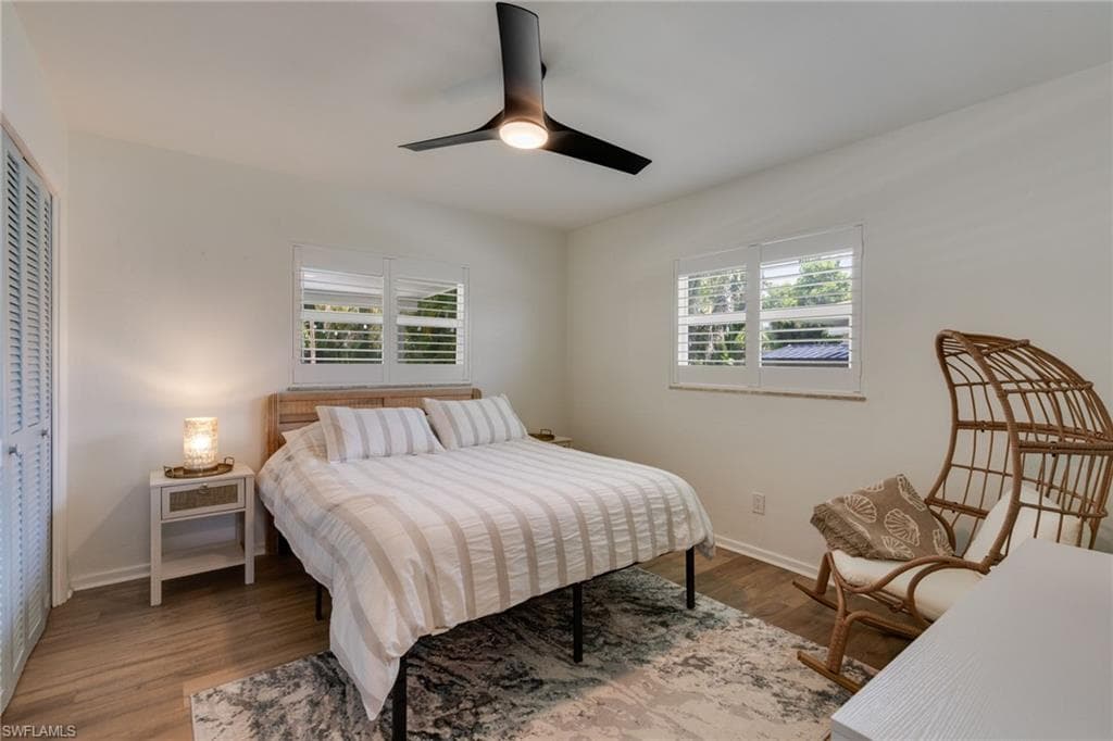 5118 York CT-18