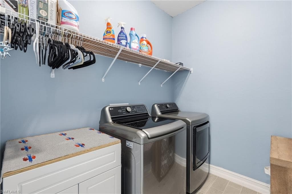 628 Parkshore Lake AVE-27