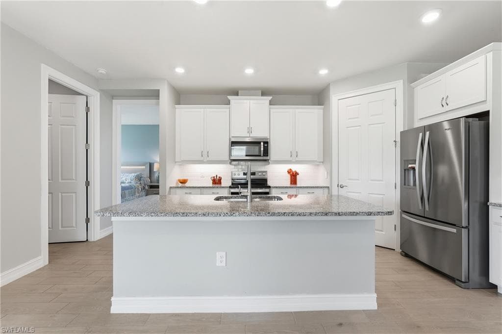 628 Parkshore Lake AVE-14
