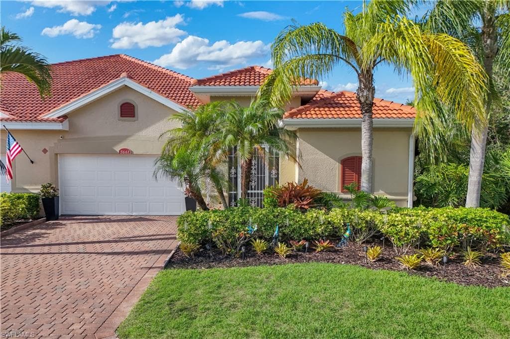 5661 Kensington LOOP-2