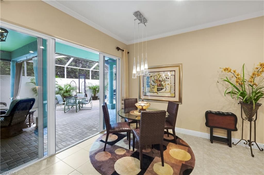 5661 Kensington LOOP-5