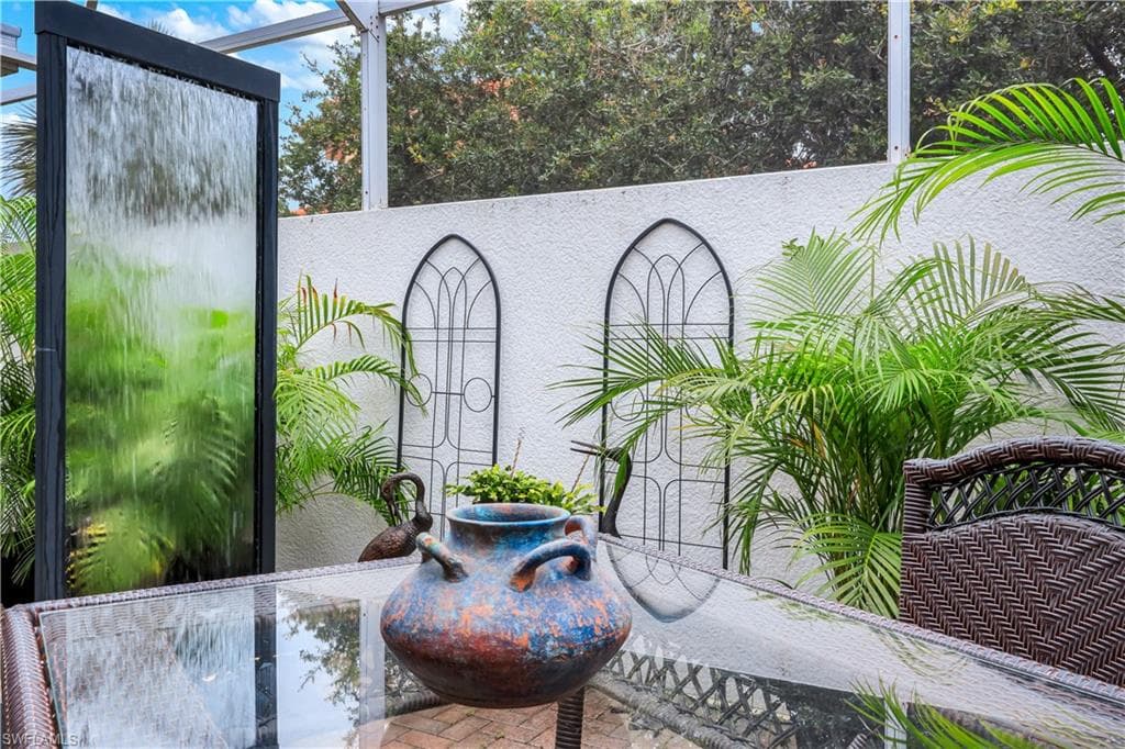 5661 Kensington LOOP-29