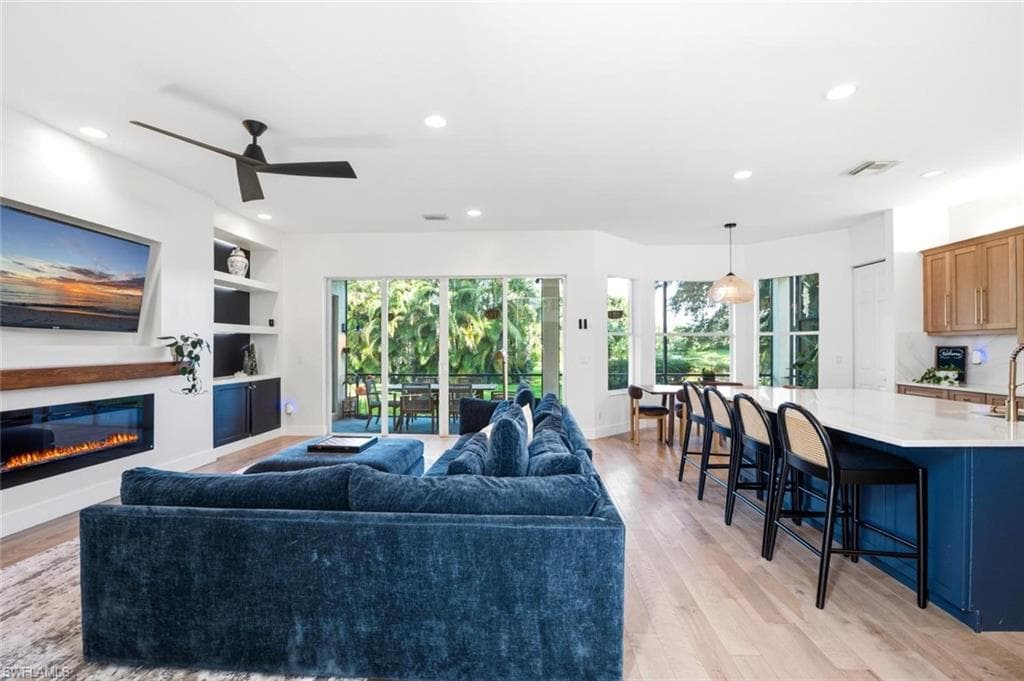 2292 Guadelupe DR-11