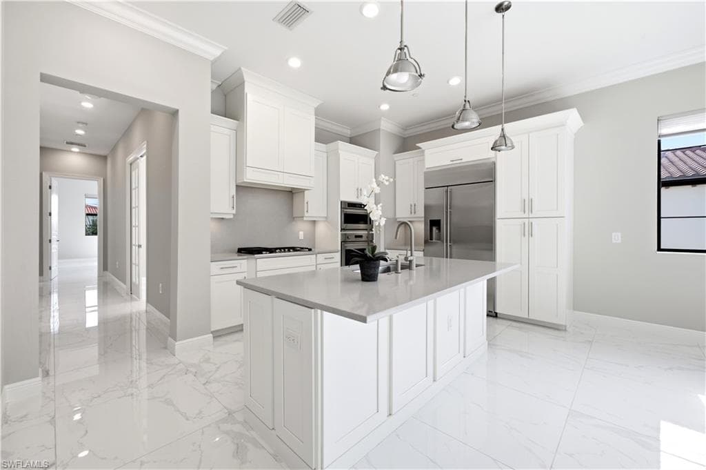 16374 Viansa WAY 301-6
