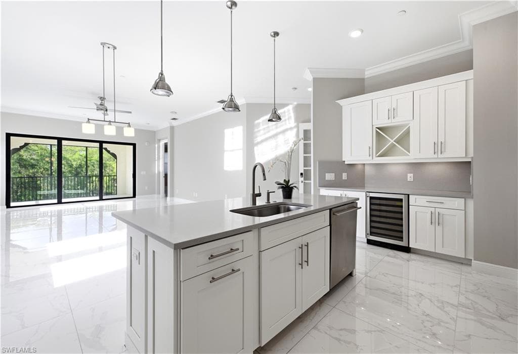 16374 Viansa WAY 301-3