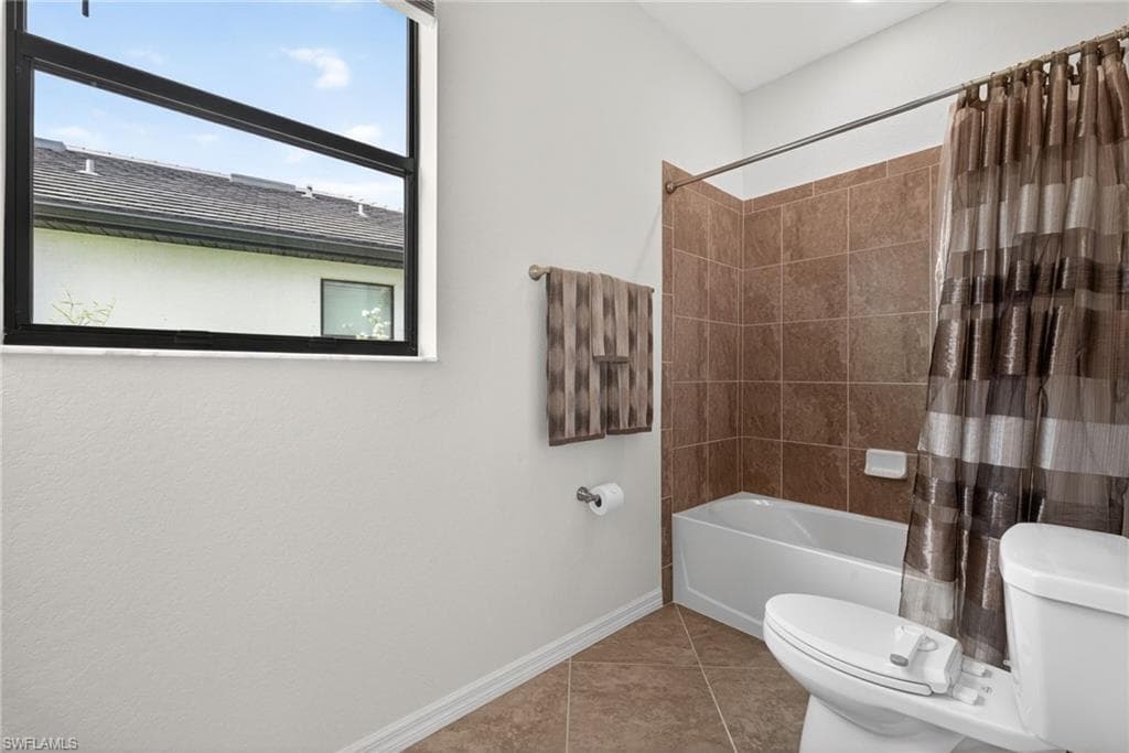 9452 Foxglove LN-22