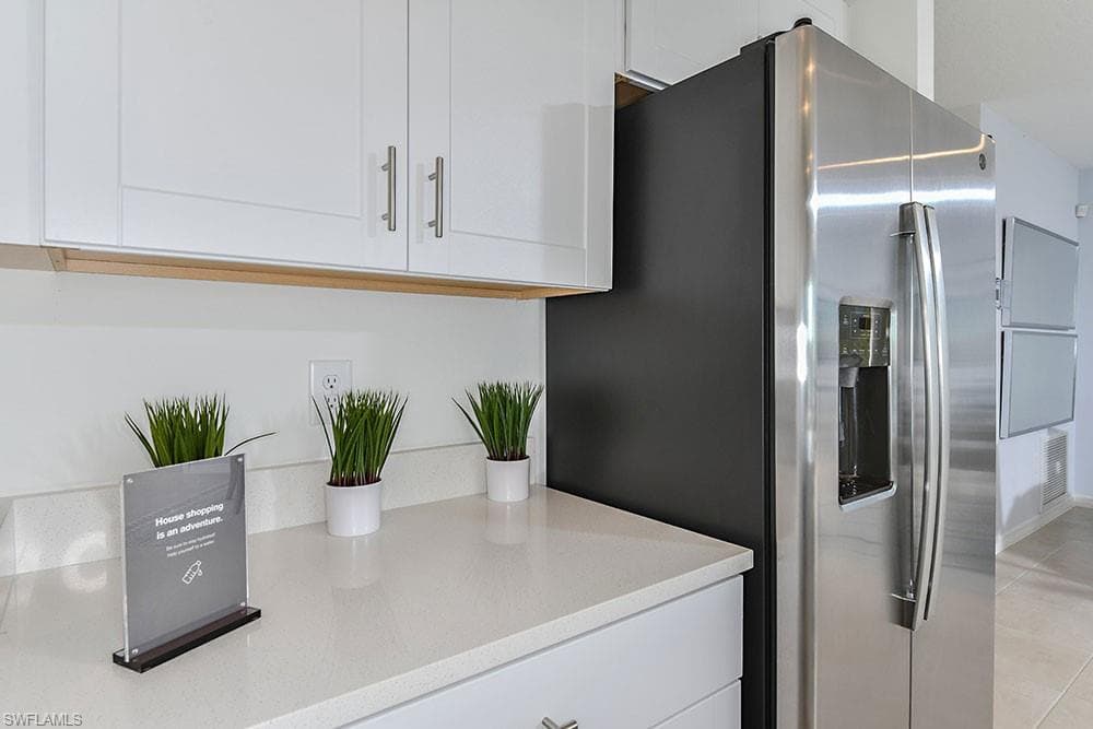 6730 Equinox LN-10