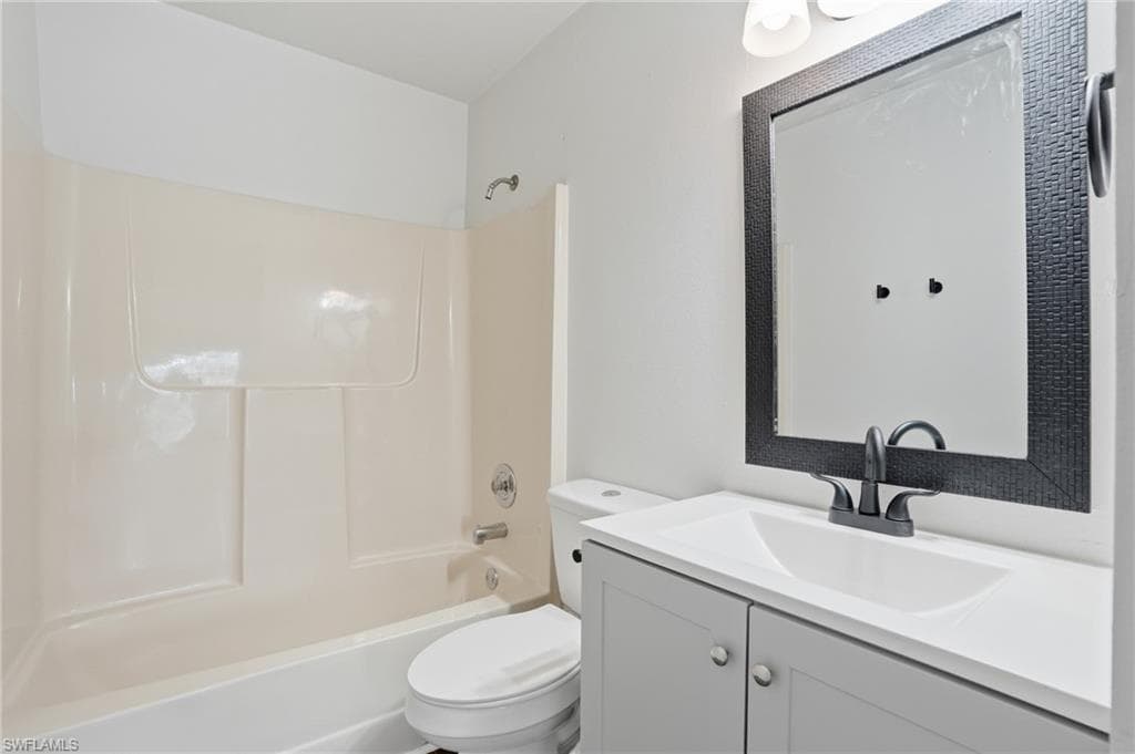 5323 Treetops DR T203-23