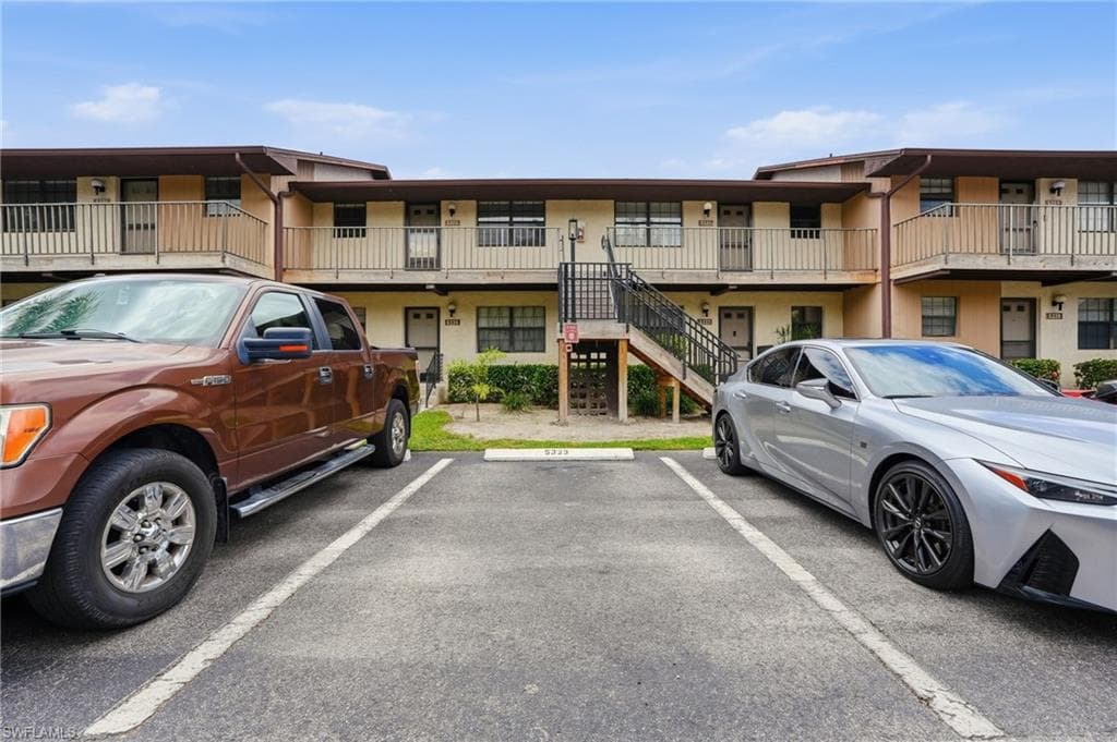 5323 Treetops DR T203-2