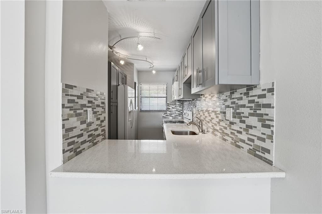 5323 Treetops DR T203-12