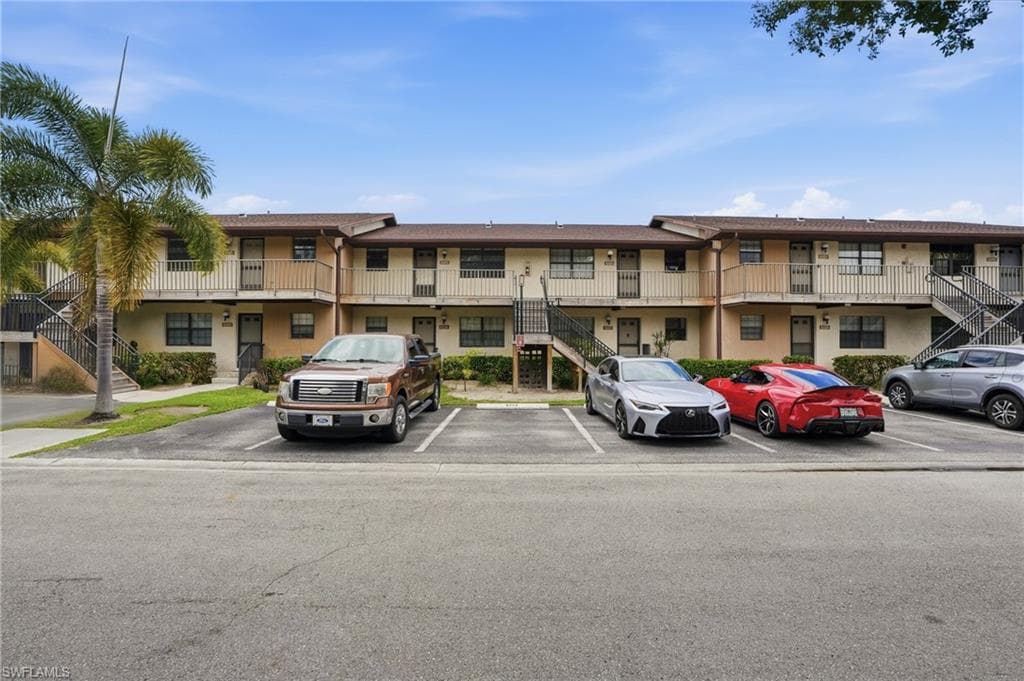 5323 Treetops DR T203-1