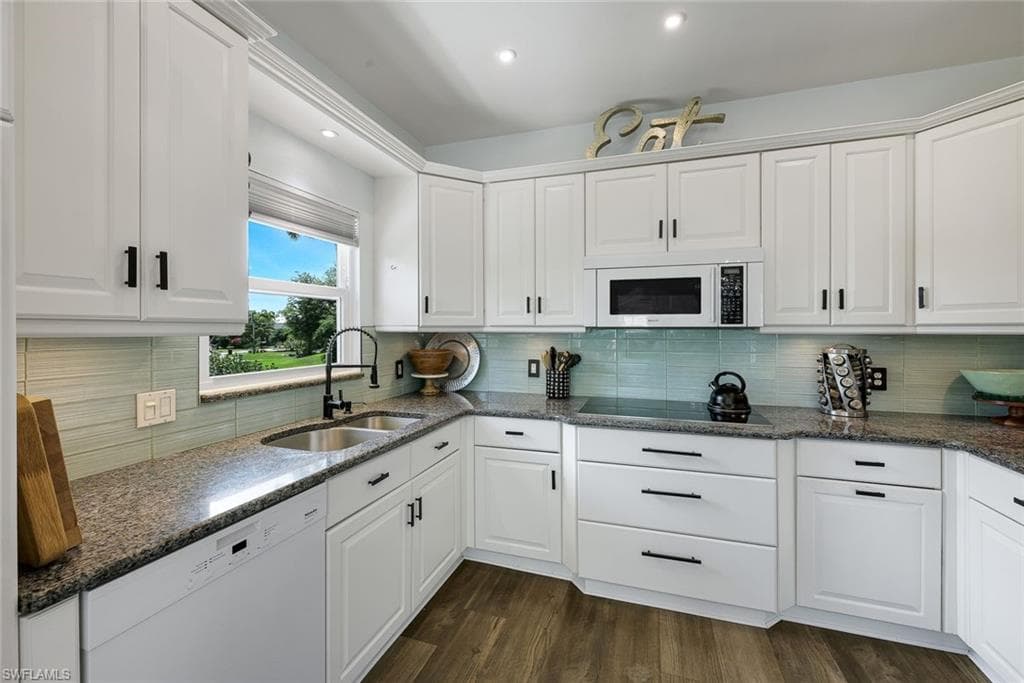 3858 Riviera CIR-23