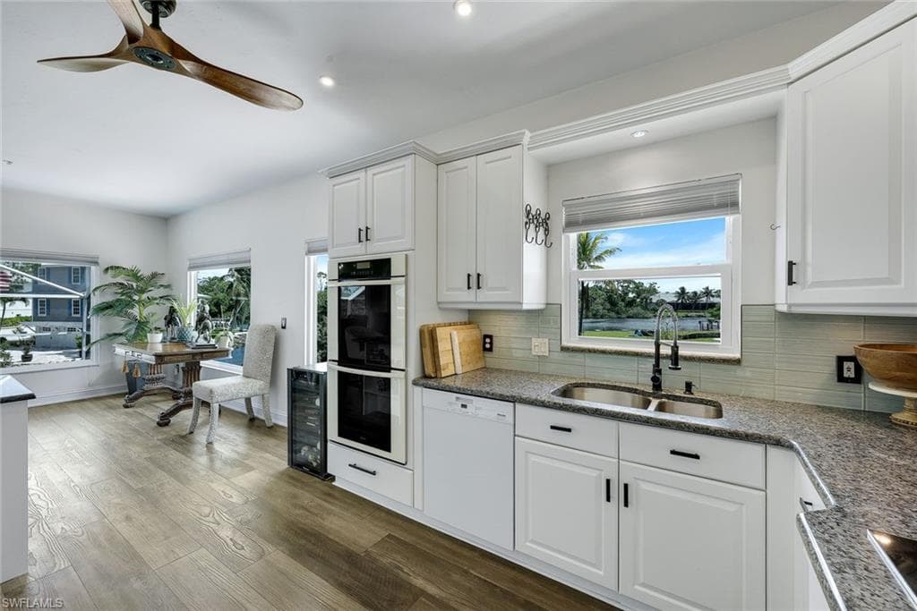 3858 Riviera CIR-20