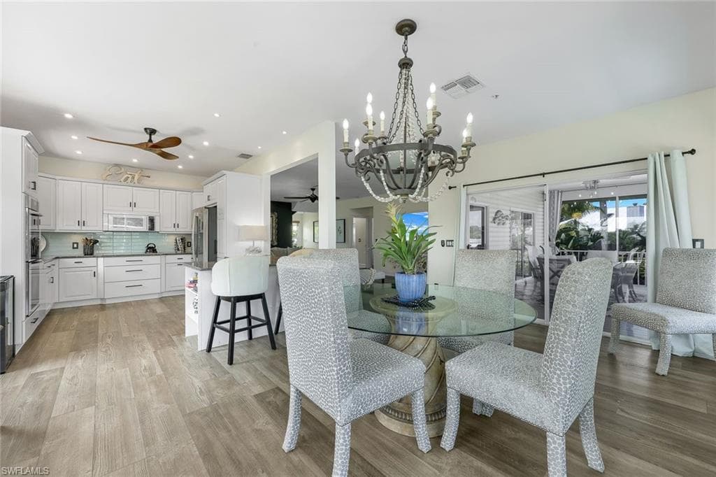 3858 Riviera CIR-24