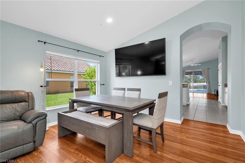 2835 Orange Grove TRL-5