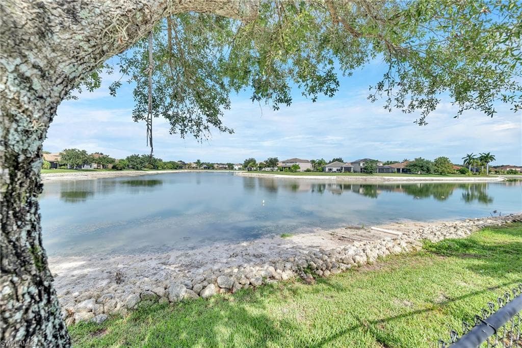 2835 Orange Grove TRL-18