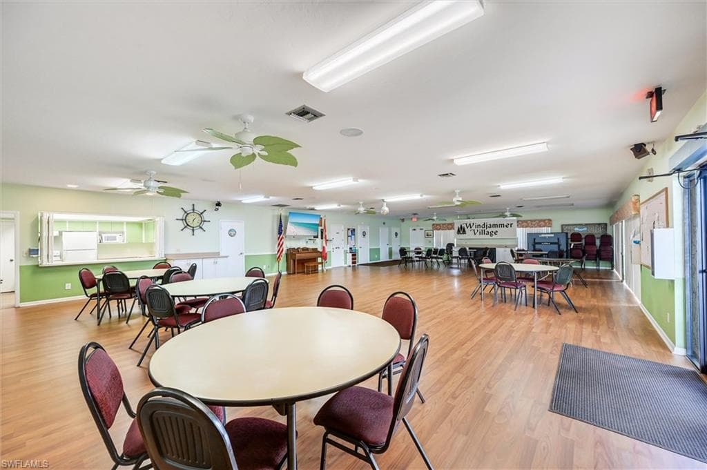 148 Seven Seas WAY-38