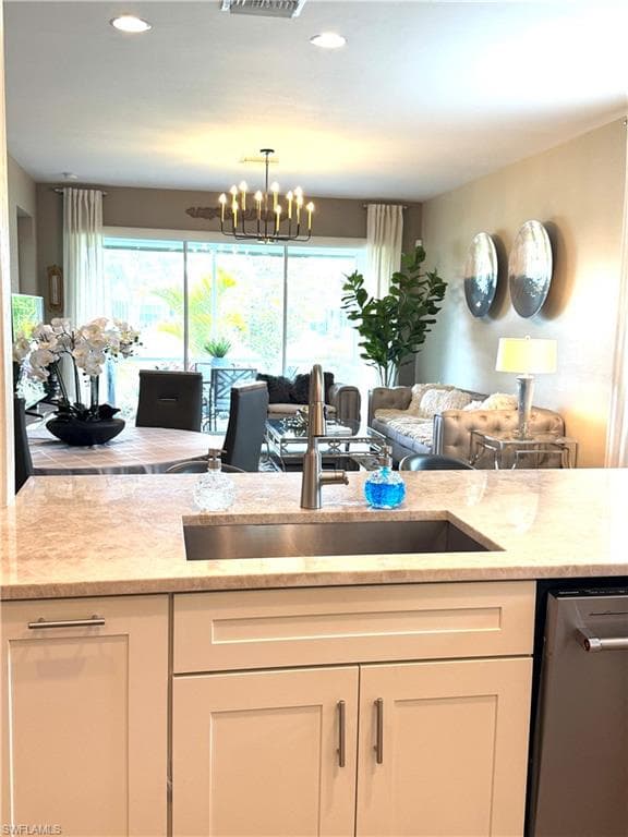 8736 Querce CT-42