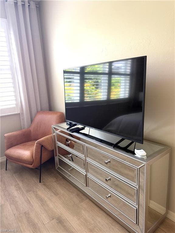 8736 Querce CT-20