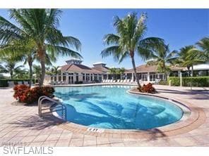 3025 Driftwood WAY 3203-11