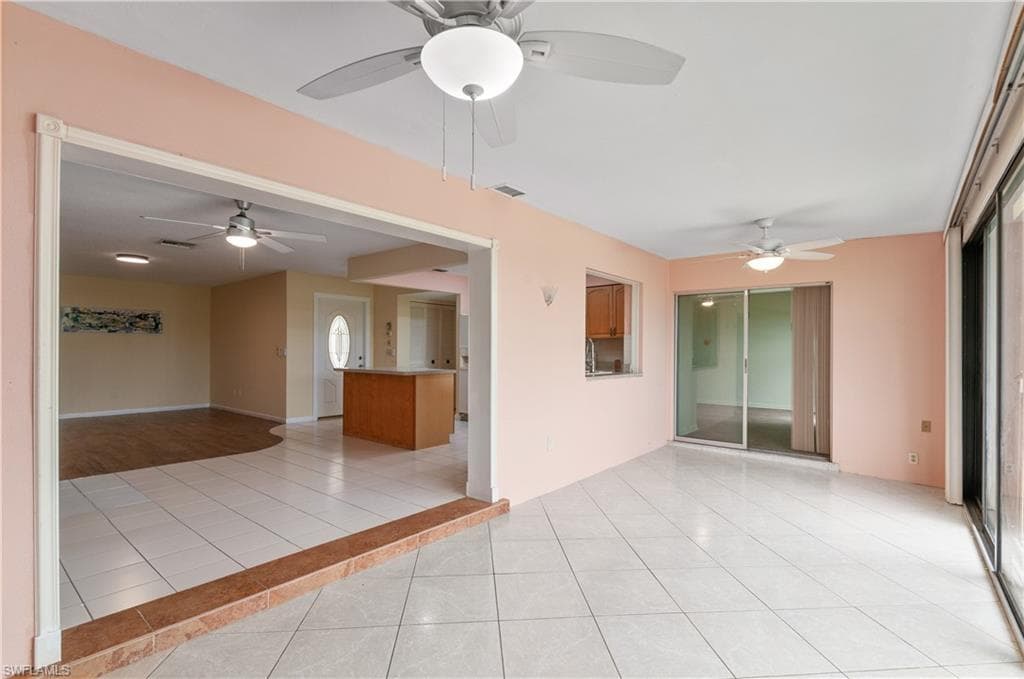 4105 Lakewood BLVD E18-20