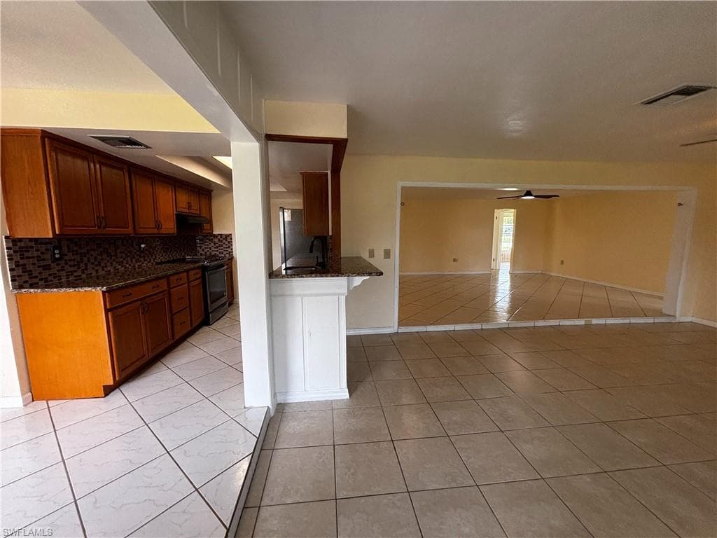 303 Georgia AVE-22