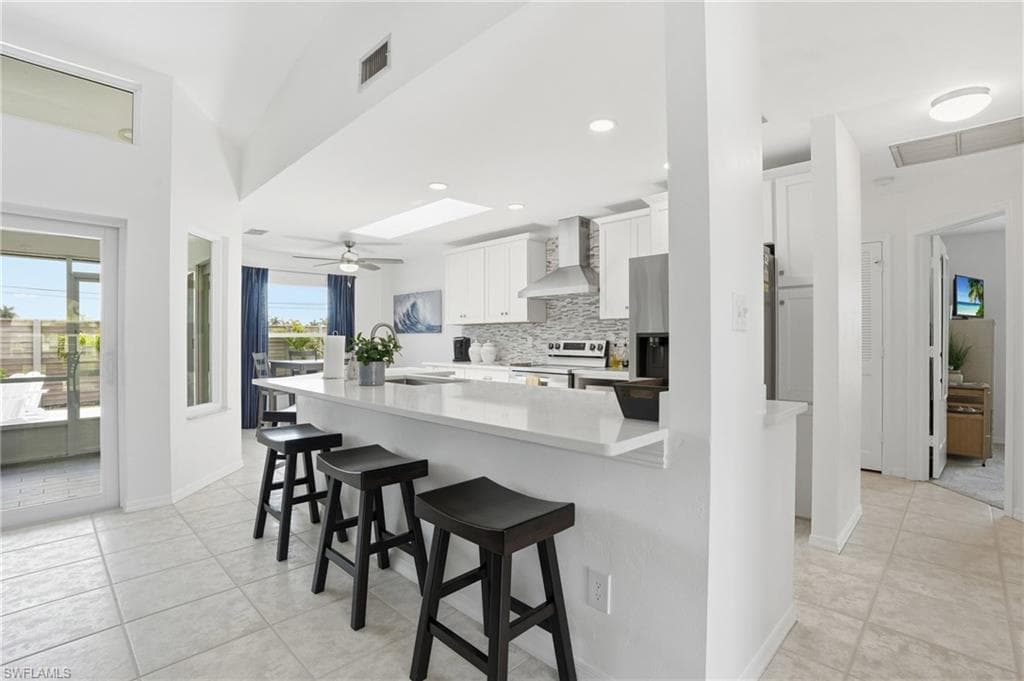 132 Bordeaux CIR-3