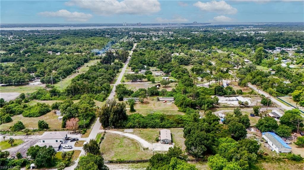 7962 Bartholomew DR-27