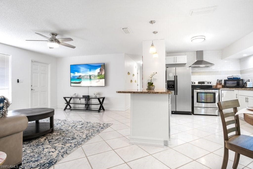 1207 Hernando ST-6
