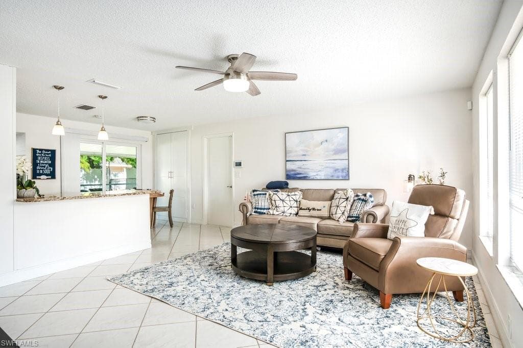 1207 Hernando ST-5