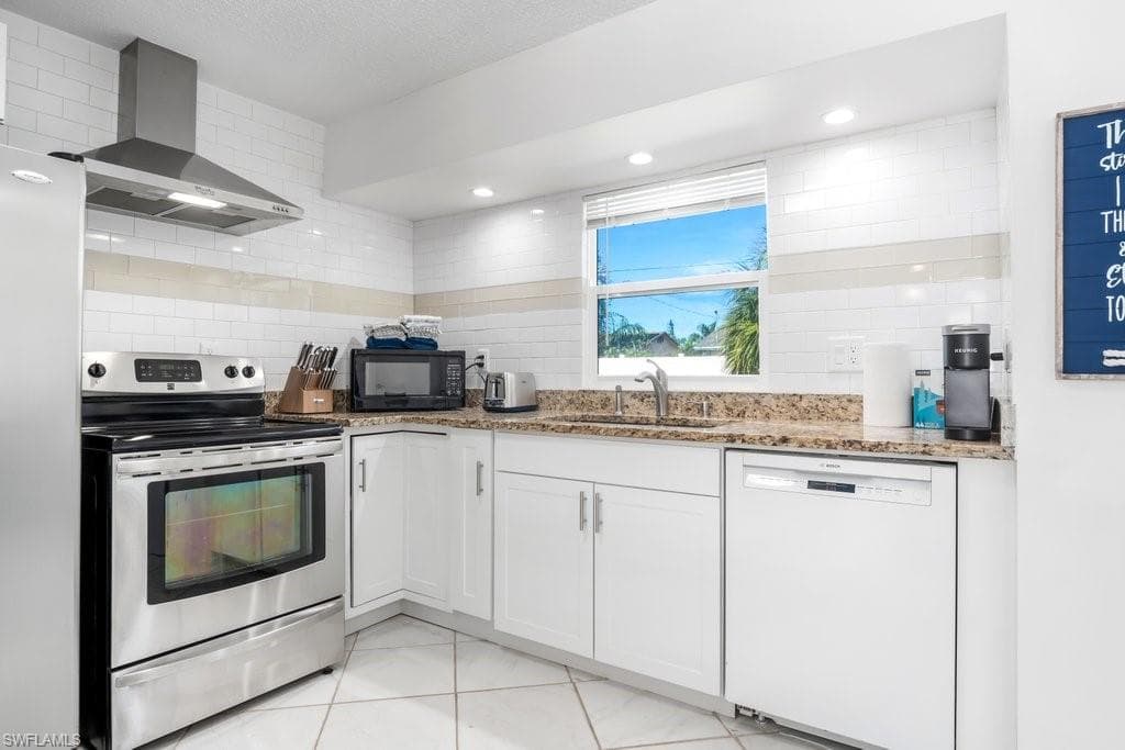 1207 Hernando ST-9