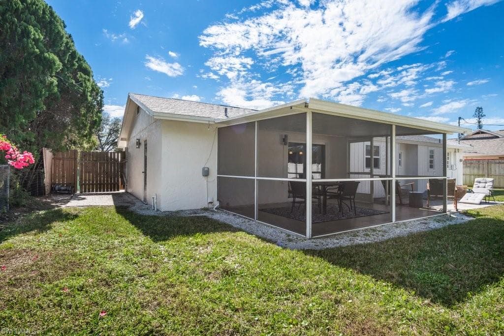 1207 Hernando ST-33