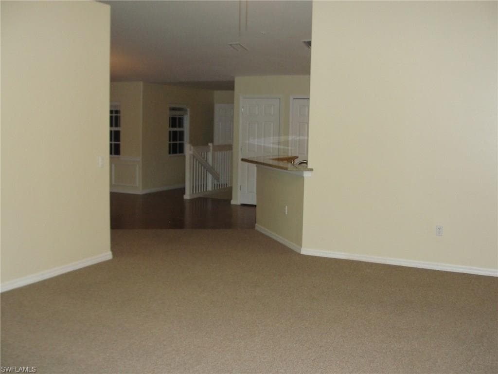 1295 Henley ST 1204-11
