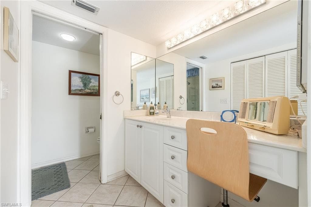 5905 Trailwinds DR 812-27