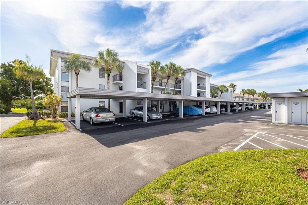 5905 Trailwinds DR 812-3