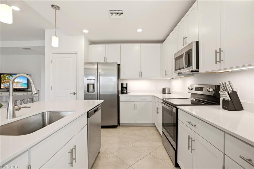 3751 Pebblebrook Ridge CT 101-6