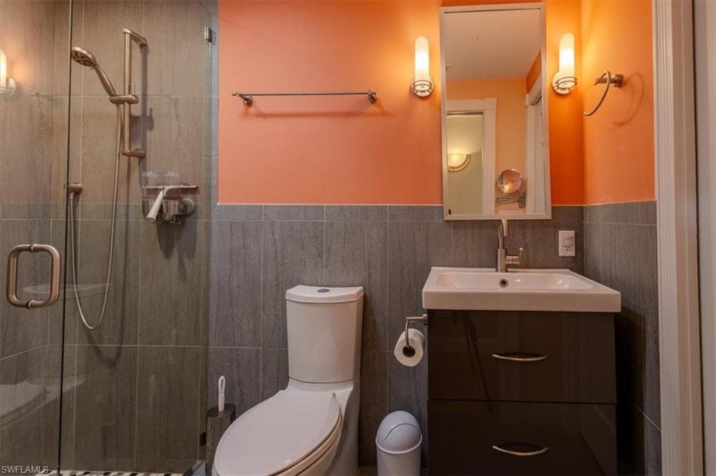 4442 Wilder RD-23
