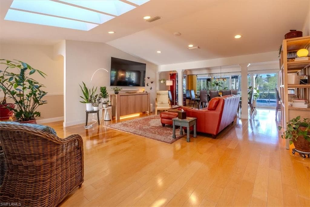 4442 Wilder RD-9