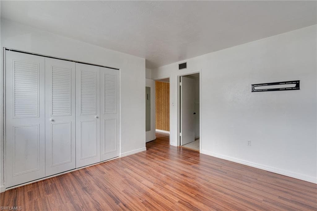 2828 Jackson ST M5-17