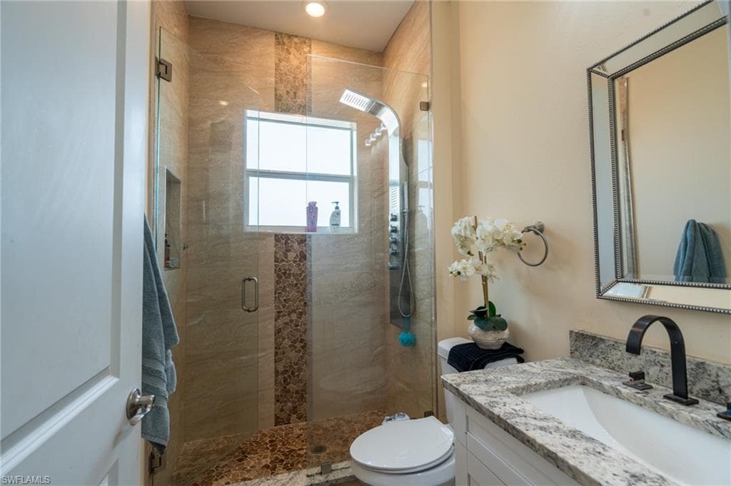 4525 29th AVE SW-18