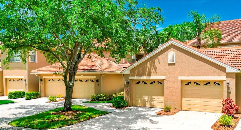 20071 Seagrove ST 1001-2