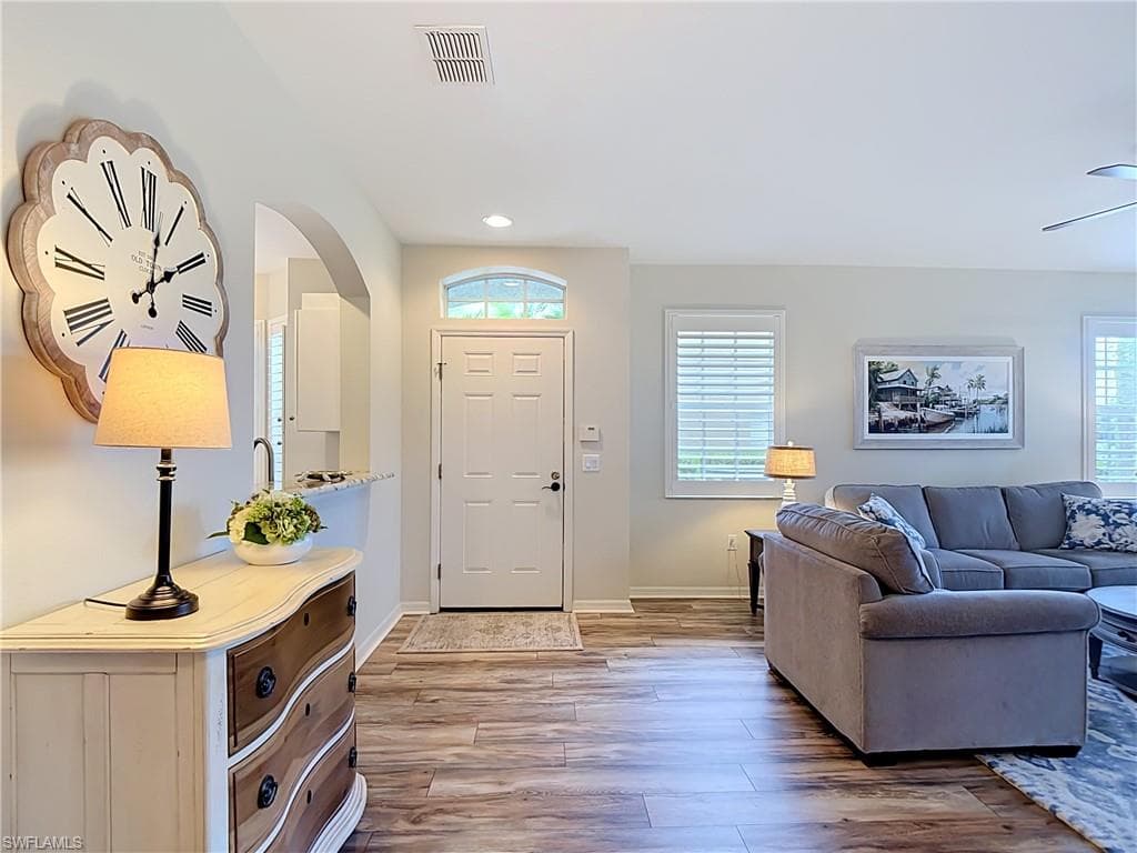 20071 Seagrove ST 1001-7