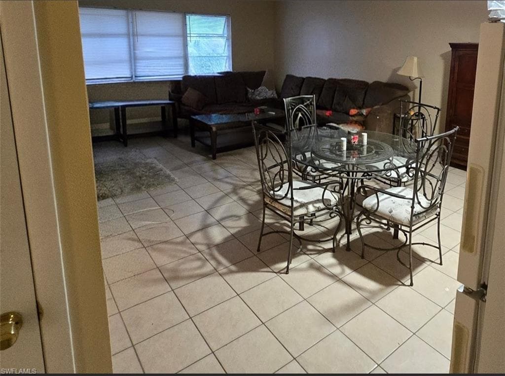 4901 Victoria DR 205-7