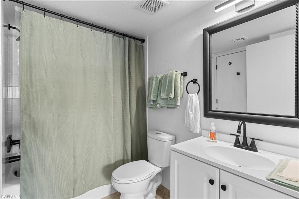8225 Ibis Club DR 204-17