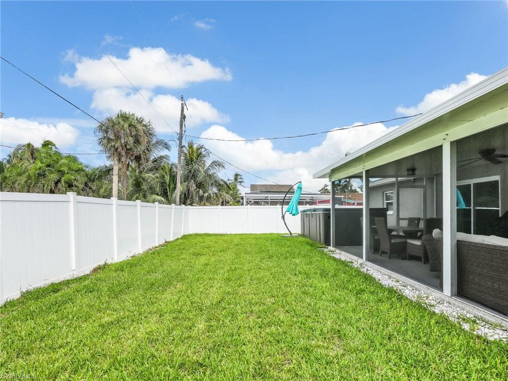 195 Hibiscus DR-31