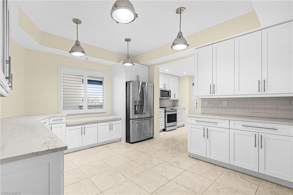 221 9th ST S 301-1