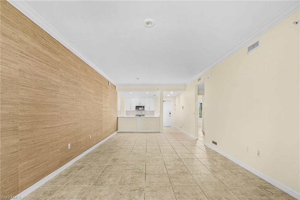 221 9th ST S 301-10