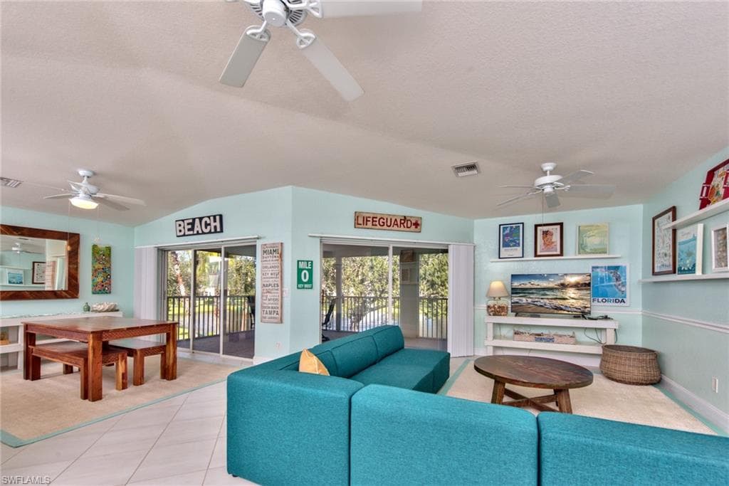 1100 Diamond CIR 1104-2