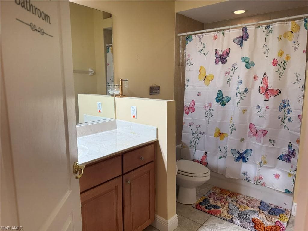 4390 Lazio WAY 405-16